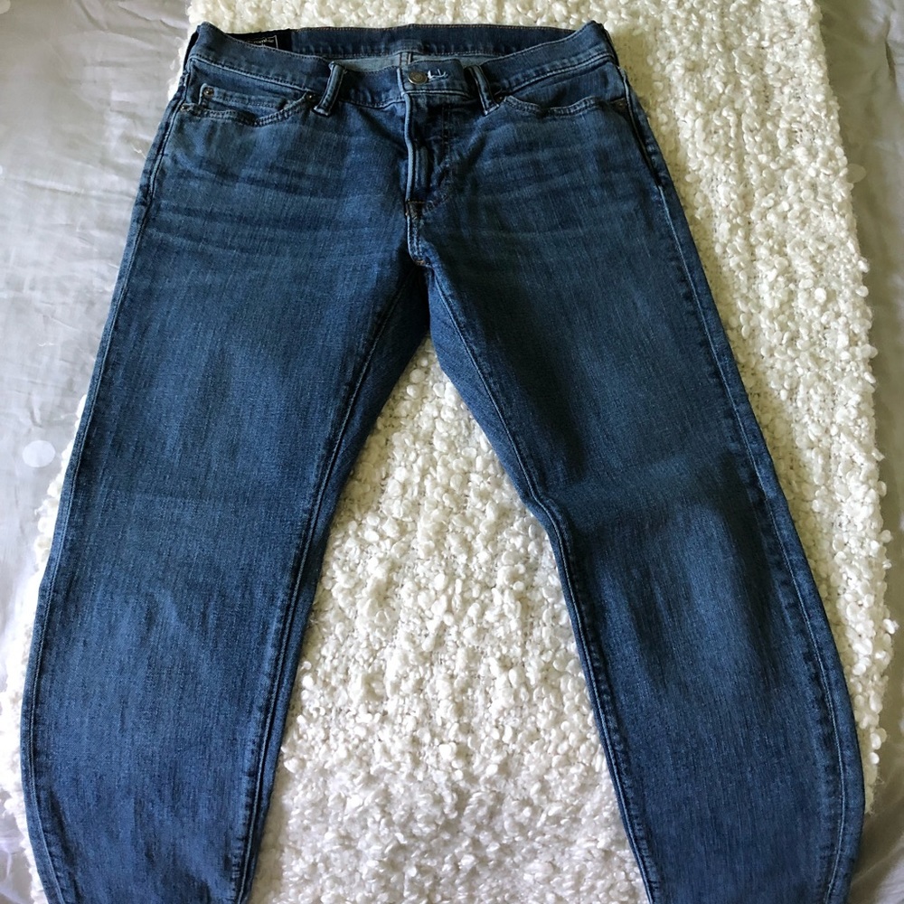 Men’s Abercrombie skinny jeans